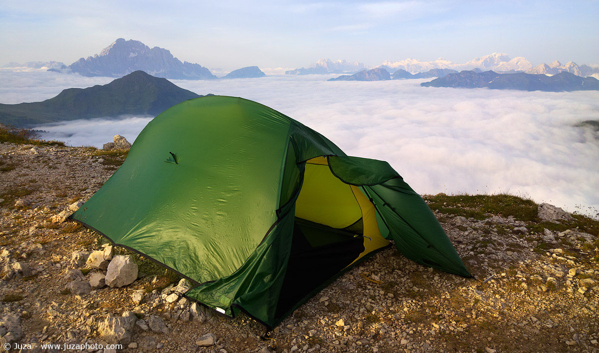 The landscape photographer's tent: Terra Nova Solar Photon 2 | JuzaPhoto
