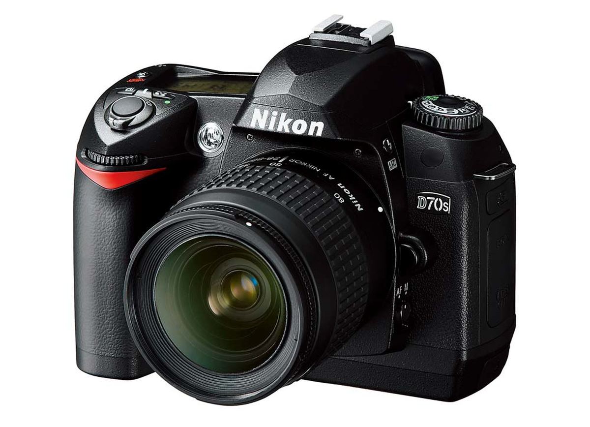 Nikon D70s : Caratteristiche e Opinioni | JuzaPhoto